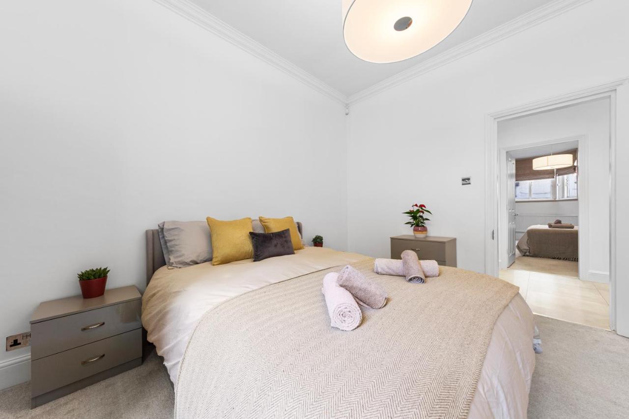 Harrods 2 Bed Lux Flat W/Patio Leilighet London Eksteriør bilde