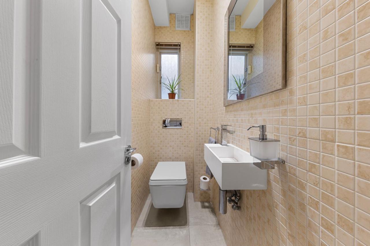 Harrods 2 Bed Lux Flat W/Patio Leilighet London Eksteriør bilde