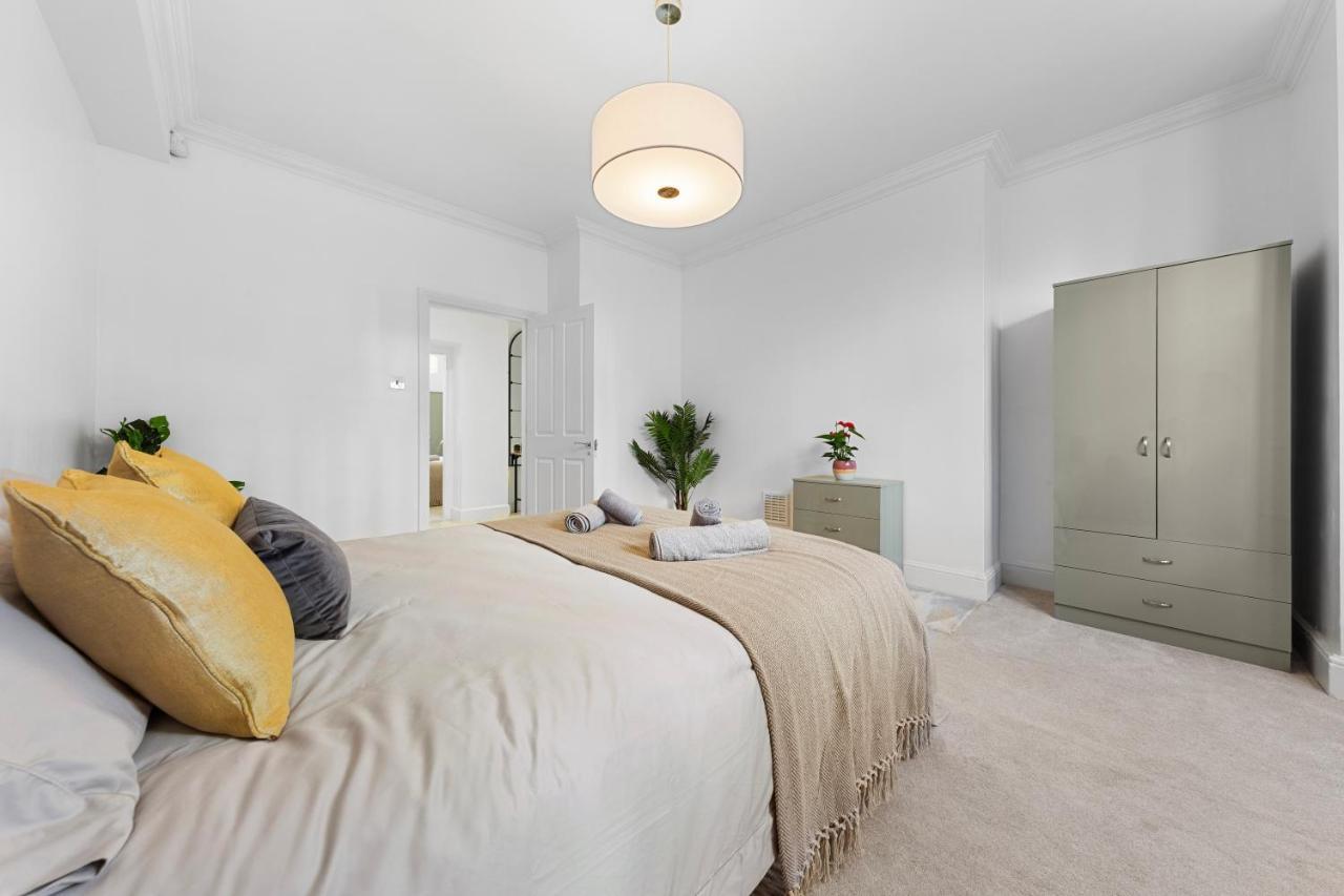 Harrods 2 Bed Lux Flat W/Patio Leilighet London Eksteriør bilde